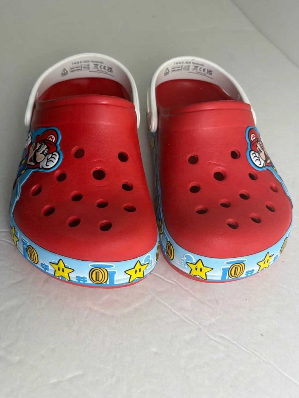 Super Mario Bros. Crocs Classic Lights Clog- Red size J 2